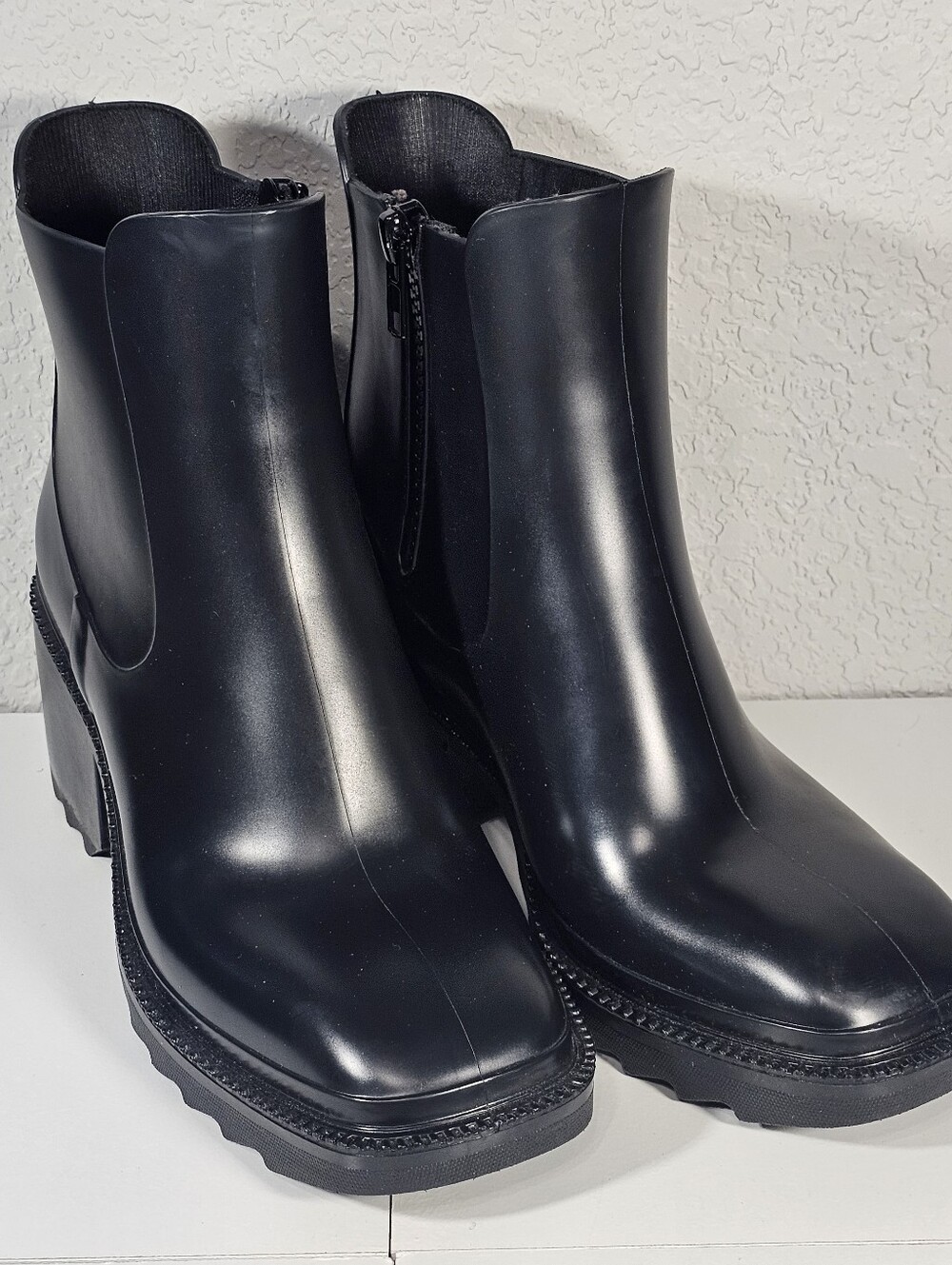 INC International Concepts Eadin Rain Boots Size 10